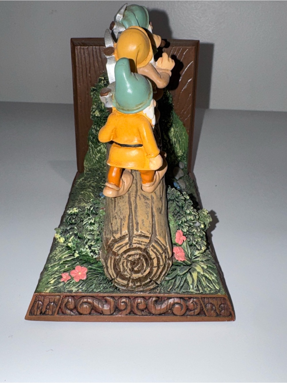 Vintage Bradford Exchange Snow White Seven Dwarfs Heigh Ho Bookend - Picture 4 of 7